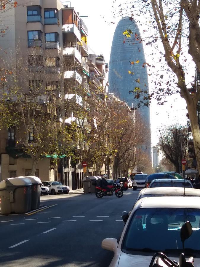 Apartamento Sagrada Familia Barcelona Luaran gambar