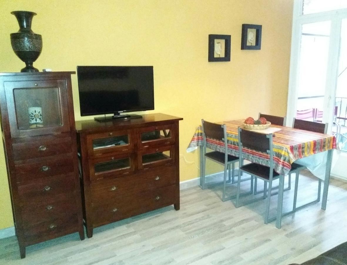Apartamento Sagrada Familia Barcelona Luaran gambar